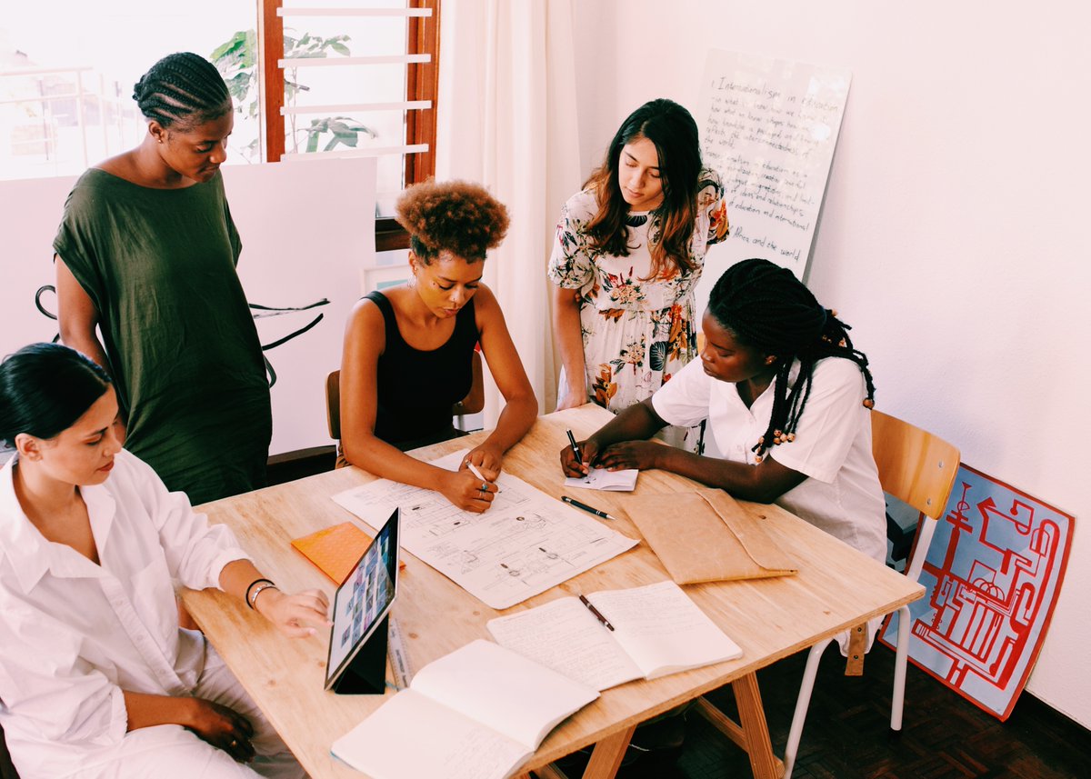 CQ_Center's tweet photo. Just because you aren’t traveling right now doesn't mean CQ isn't relevant! Diversity is everywhere. One of the greatest benefits of #CulturalIntelligence is that it provides you with a unified strategy and skill set for how to relate and work across cultural differences at home. https://t.co/4Ubmzm45vY