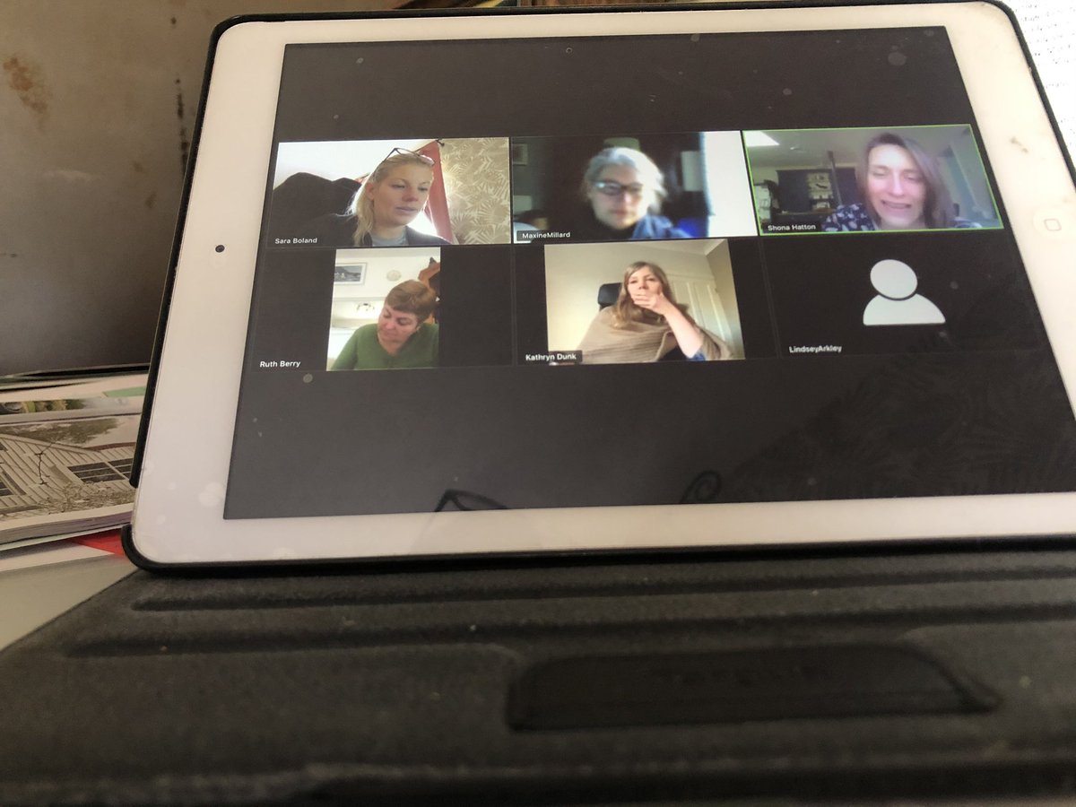 landscapecorner's tweet photo. @influence_news team meetings a little different but we are pushing on together #shapingtheenvironment #shapingourfuture #inittogether (@lindsey_arkley pretending her camera wasnโt working ๐ค) https://t.co/EoNnwqxFJS