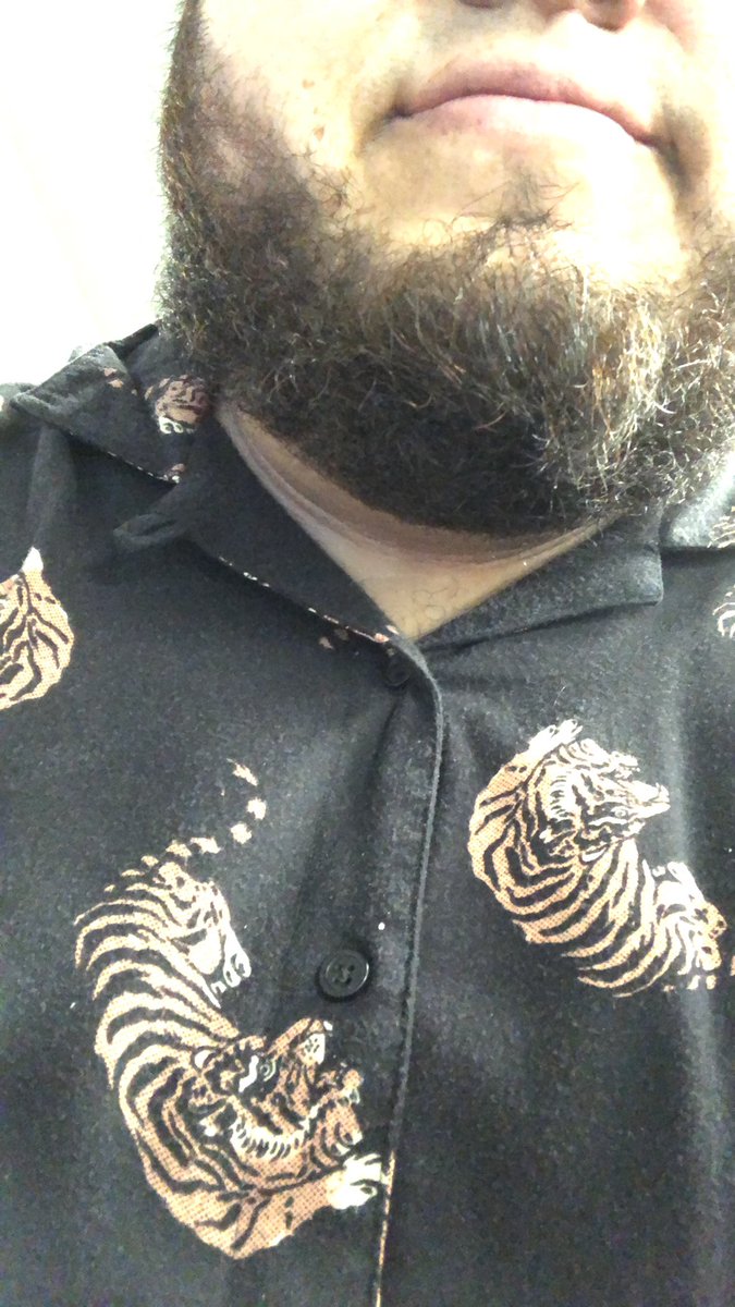 faulkpace99's tweet photo. Today is #Tigerkingtuesday #TigerKing https://t.co/Ywa8xNRhsh