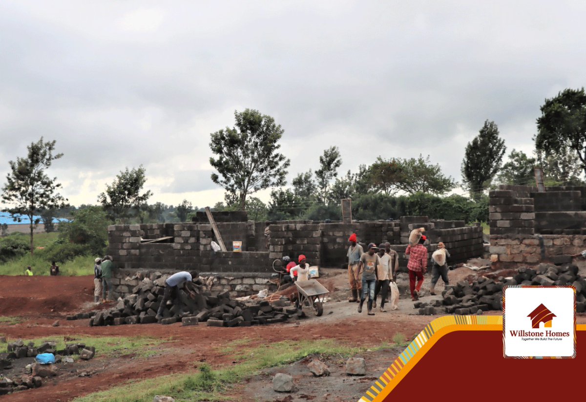KenyaRealtor1's tweet photo. https://t.co/22PWRSAnbx Greetings from BROOKVIEW ESTATE!
 3BR bungalow sits on a 50*100 plot with a detached DSQ

Remember HOME IS YOUR GREEN ZONE  during this period.

Call today 0734899855
#stayclean #stayhome #staysafe
#bilamanenomingi
#Buy4rmstanlistings
#willstoneishome https://t.co/BOVXug0O8a