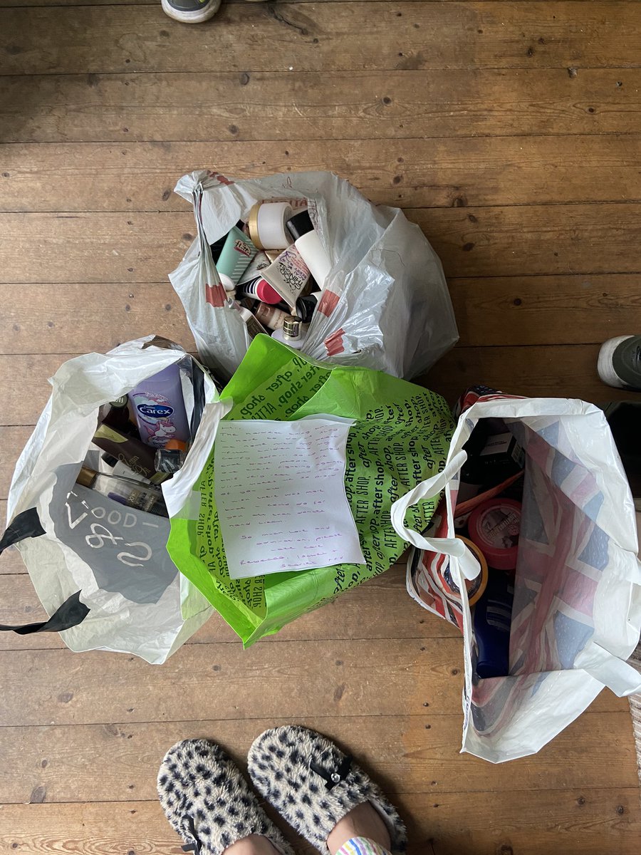 Hannah_Long_Xx's tweet photo. Bags of shampoos, conditioners, body wash, face masks, creams delivered by a colleague on mat leave who has collected them from her village. Ready to take to work with me tomorrow #uhl #itaps #icunurse #oneteam https://t.co/inDMD4sunD