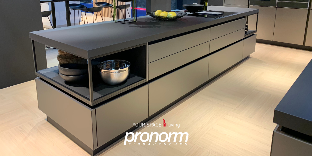 yourspaceliving's tweet photo. This year's #kbb2020 display by @Pronorm was spectacular. I love this island design.
#kitchenisland #pronorm #germankitchens https://t.co/Gnr7QOKN2d