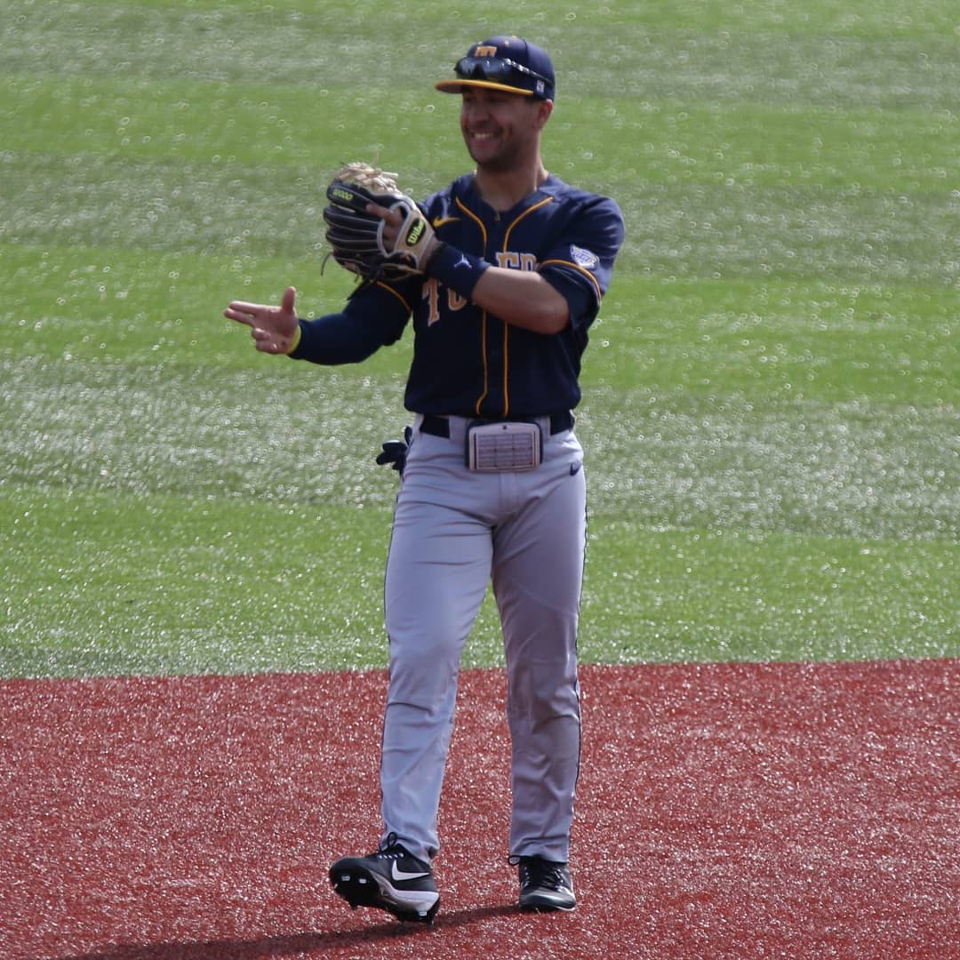 ToledoBaseball's tweet photo. 🚀 Slashed .400/.532/.550.
🚀 Led the team with 24 hits, 17 RBI, 14 runs scored.
🚀 A real straight shooter.

Darryn Davis was recently named one of the best sophomore hitters in America by @d1baseball! https://t.co/uUyfCwOwQB