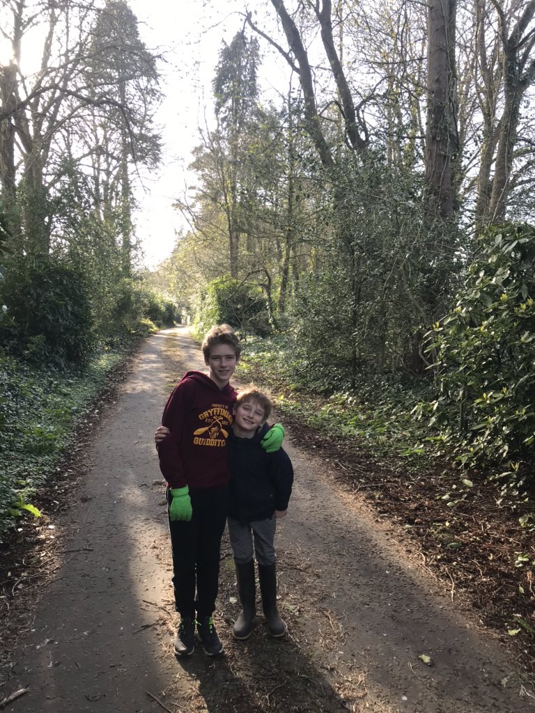 alanlparker's tweet photo. Last day of March. Scary times but Iβve come to realise massively thankful for several things. A great garden and our woods for the kids (and me!) to run about in, and my running machine which has kept me (and the rest of the family) fit and sane during #lockdownuk #RunBore https://t.co/GiTHAcAw3H