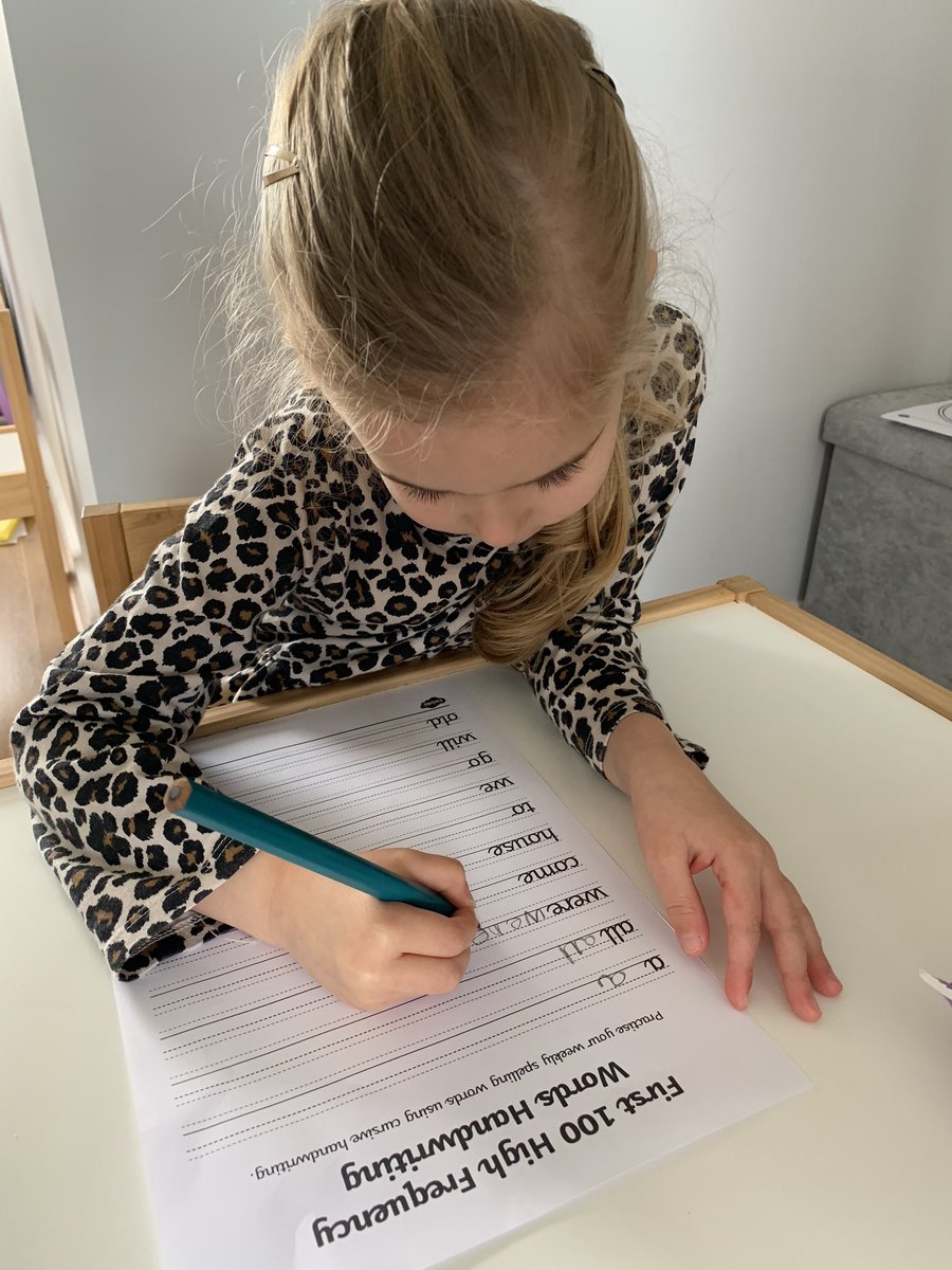 Shannen2310's tweet photo. Mia practising her writing and making a clock today @MissNichollsMPS https://t.co/erKcKYZFrB