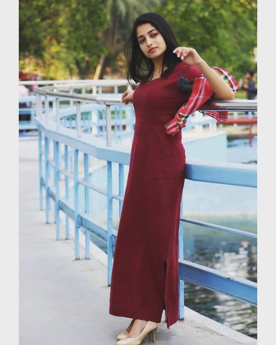 m_ishaa's tweet photo. "Tough times never last, but tough people do.” – Robert H. Schuller 🏵️
.

#throwback🔙 #StayHomeStaySafe https://t.co/3COIjeCk5J