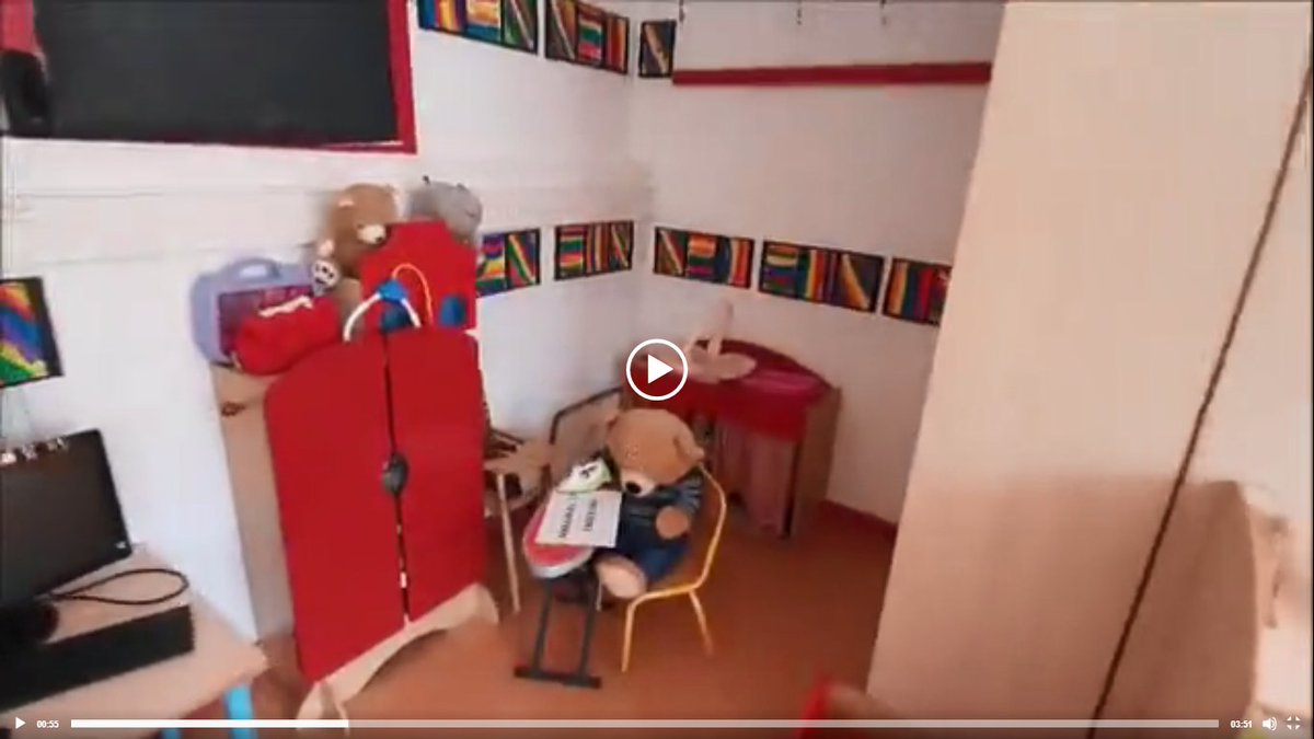 MaLouPro's tweet photo. #ContinuitePedagogique Merci aux profs de l'école La Fontaine à Gonesse (95) pour cette belle visite d'école. @acversailles et à @franckfiot pour le partage sur #primabord
 https://t.co/wbelkCYNFj https://t.co/e4YnH6OLwg