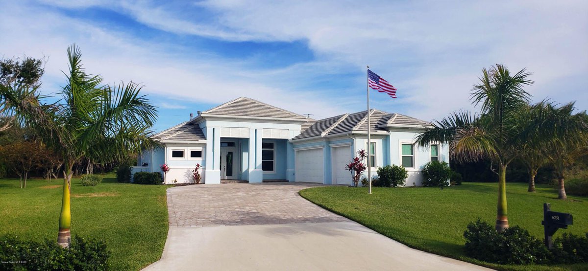 EV_Melbourne's tweet photo. Back on the market! This custom, St. Thomas model, one of the newest homes in Melbourne Beach.This home is situated on an elevated, .8 acre, estate-sized lot, quietly amongst a wooded and protected preserve in beautiful Mel Beach
6231 Windward Lane
Melbourne Beach, FL 32951 https://t.co/o7W2TAXqVl