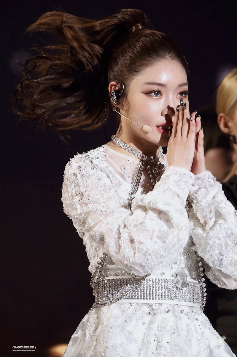 MARKLEELEE_NCT's tweet photo. 👼

#청하 #김청하 #CHUNGHA https://t.co/CrdNzNrDzi