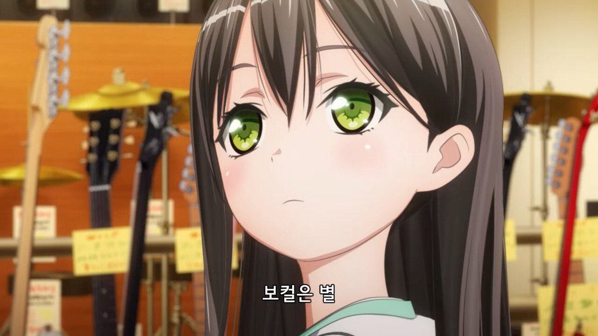 ult_cora's tweet image. 이것도 어디서나 있는 문제긴 해요. 보컬이 밴드를 주도하지 않을 경우, 보컬은 타 파트에 비해 더욱 겉돌게 되는것 같아요. 아무래도 꼭두각시 프론트맨을 해야 할 테니까요. 그래서 프론트맨 자의식 있는 보컬 만나는 것도 밴드에서 중요한 요소예요.