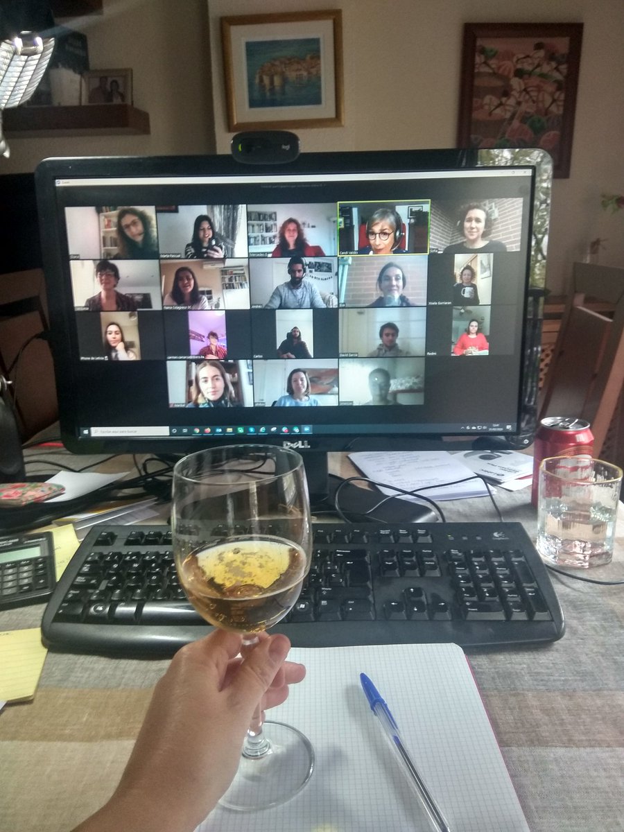 MPascualDomingo's tweet photo. Brindis en la distancia.
No hay que perder buenas las costumbres.
#eQuipo #yomequedoencasa #teletrabajo @UbiqusSpain https://t.co/nxNcllUraK https://t.co/DJNa0ewt2X
