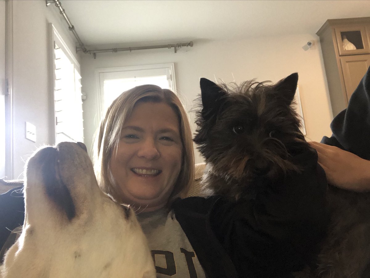 NikkiFein1's tweet photo. ELearning with my assistant teachers!#ruffday@ProsperRogersMS@YRBKrogersMS https://t.co/Z60UBF8gdo
