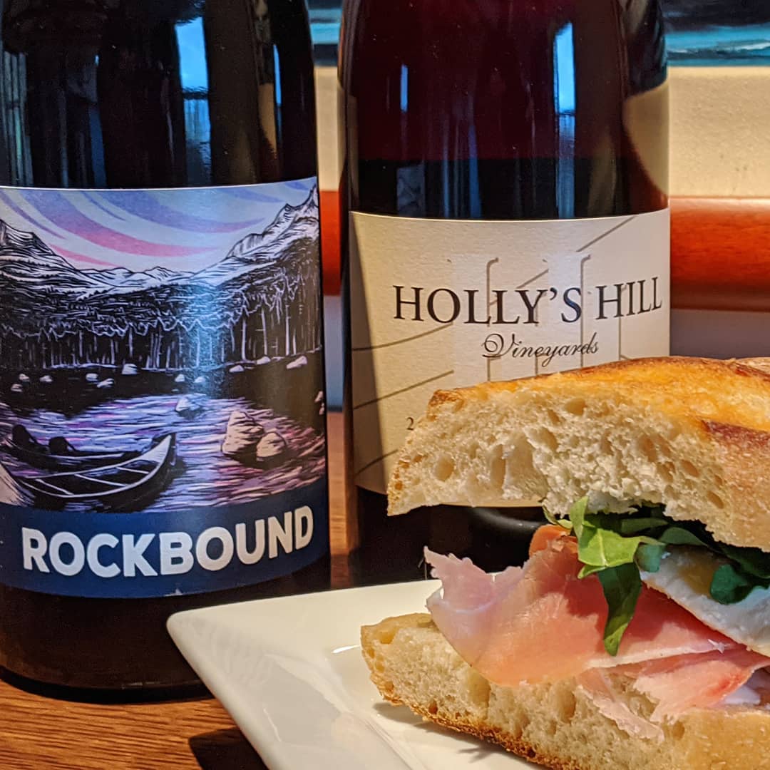 hollyshill's tweet photo. Curbside take out this weekend! Two French style baguette and prosciutto sandwiches along with a bottle of Rockbound. $20/order for club, $25 non-member. Make it a case for just $120!
Pre-order additional wine for pickup at the same time. #rockbound #takeout #sipeldorado https://t.co/YizVn7acwi
