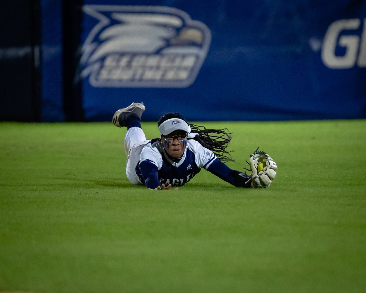 LESS THAN 1% separated one of our Photo of the Year matchups so we’re going into OVERTIME!! <a href="/GSAthletics_SD/">GS Swimming & Diving</a> &amp; <a href="/GSAthletics_SB/">Georgia Southern Softball</a> - you have 8 hours!!