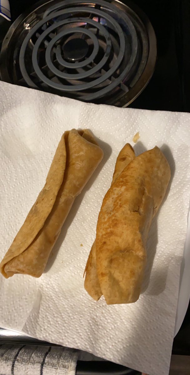MsBlackburn5's tweet photo. Last nights dinner!! Homemade chicken taquitos! So yum! My culinary 1 has made these 🤪 https://t.co/CQEfo34Fp4