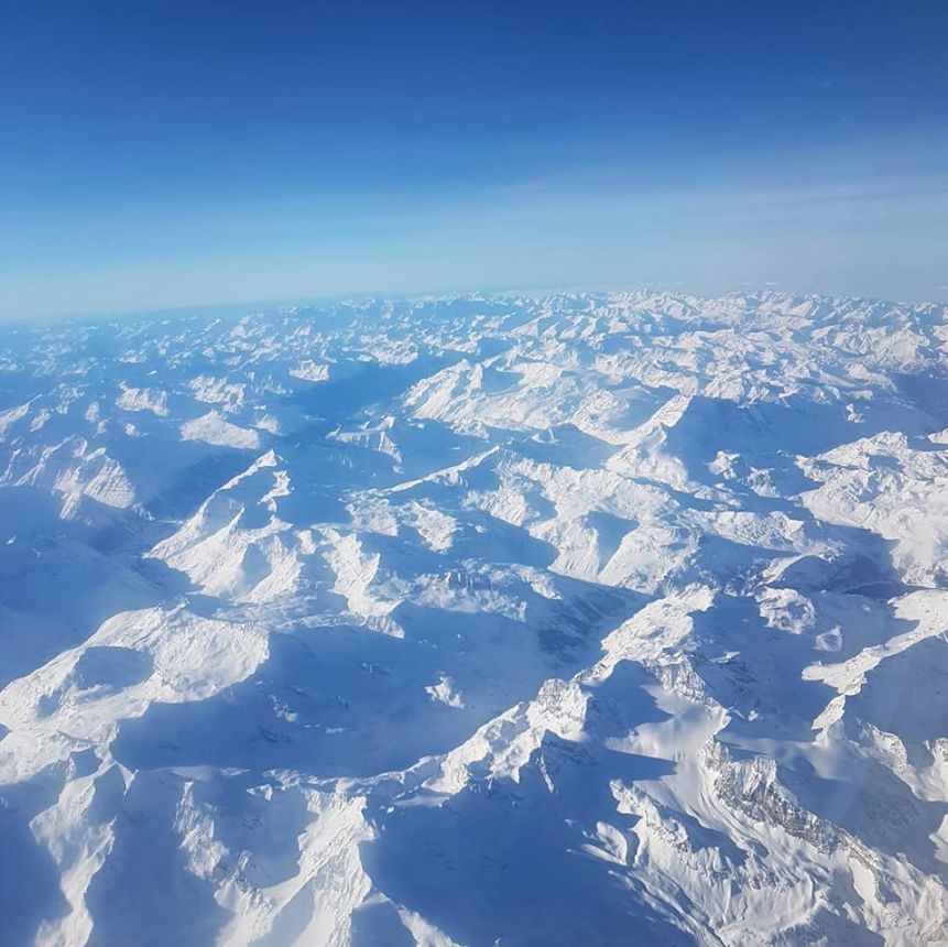 JetCandyTravel's tweet photo. Travel the world (albeit just in your mind), keep well and #SayGoodbyeToJetLag with our #NaturalRemedy. After all, there's #NoJetLagWithJetCandy! #JetCandy #TravelTuesday https://t.co/caGgrRZpLP