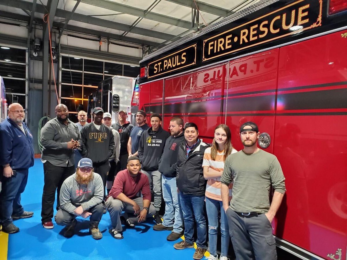 Although #CrossCreekMall has been shut down due to #covid19, Chris Ramirez took initiative and continued to work with Saint Paul’s police and fire departments! Click the link to learn more about Chris’ initiative. #Portables #Community #Essential #NC 
linkedin.com/posts/attporta…