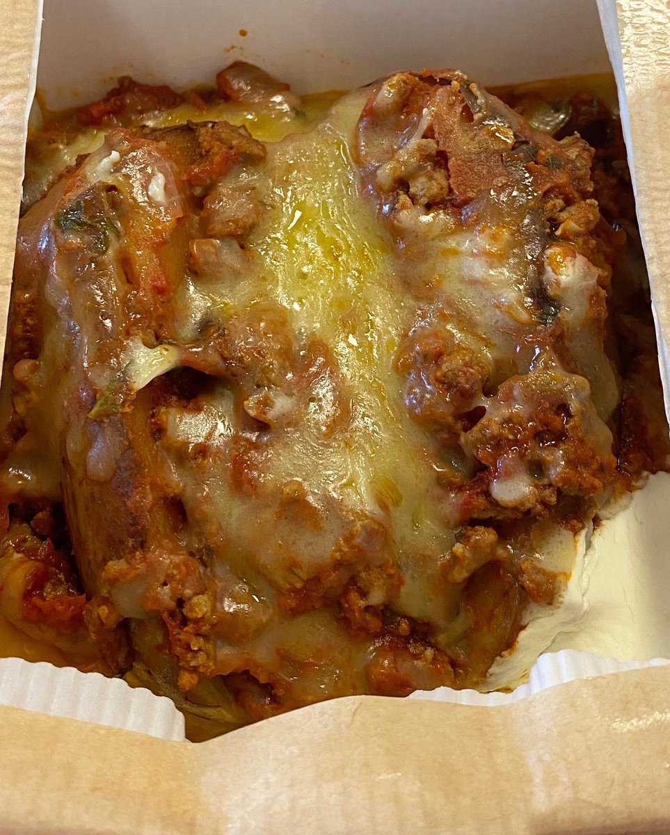 MarkFinLon's tweet photo. Thanks Country City Catering @eventcater_city for the surprise jacket potatoes delivered to our hospital! #nhs #twelvehourshift https://t.co/Z4NwaCuLA2