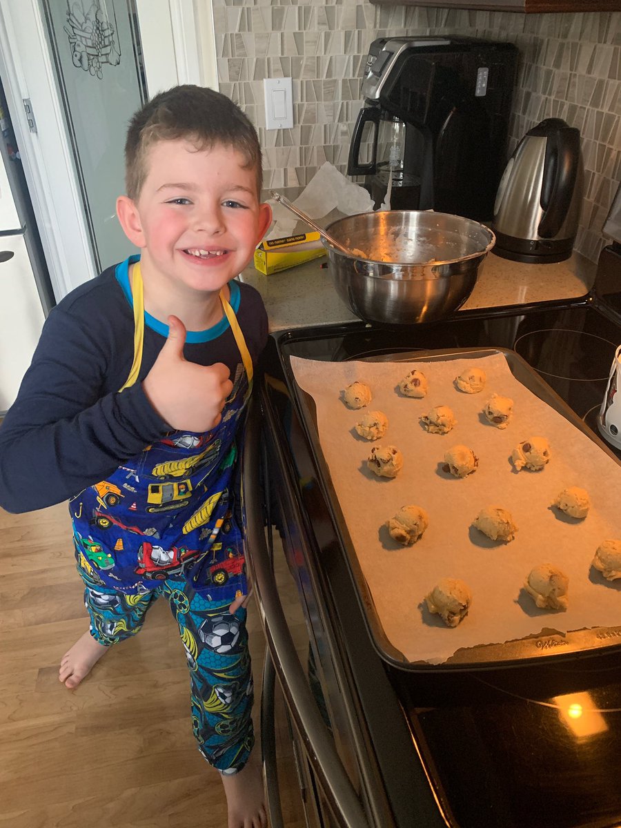 McNeillyfmpsd's tweet image. Our little 🦊 alternative learning at home. #ABLearningAtHome #FMPSDLearningAtHome #FMPSDParentAppreciation #FMPSDStudentLearning @fmpsd @turnerjennifer @RoxanneFudge @dianerizzuto #learningisfun #elementaryschool #davemcneillyrocks