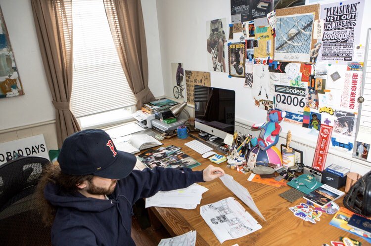 PrinceofPVD's tweet photo. Much love to @HYPEBEAST for covering one of the dopest + influential creatives to come out of the PVD @drew_bar 🙌🏽🙌🏽

📸: @Bilindoff 🔥🔥

https://t.co/m5852qg7kt https://t.co/jlmNbqkBHL