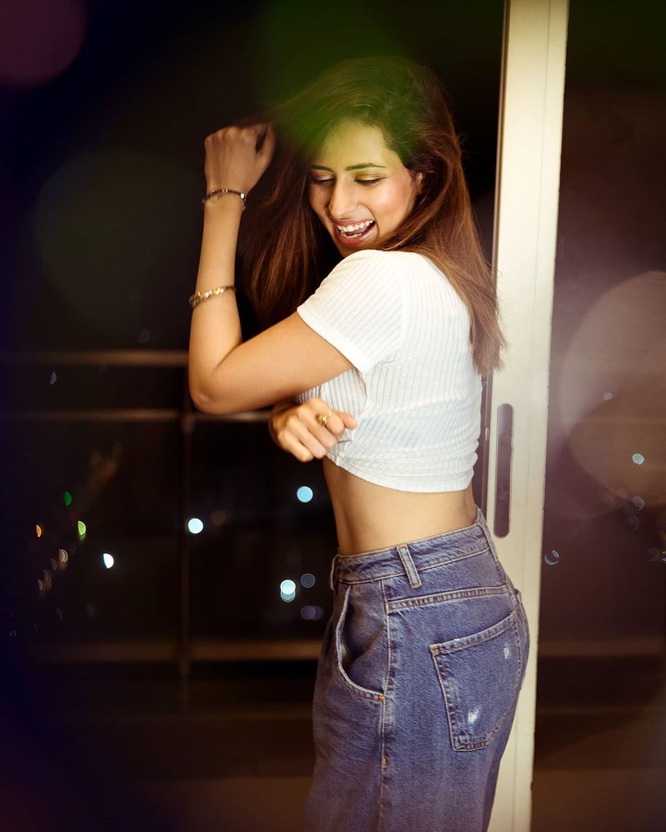 HotActresses2's tweet photo. Beauty
Punjabi Actress @sargun_mehta https://t.co/2qcocXBTUY