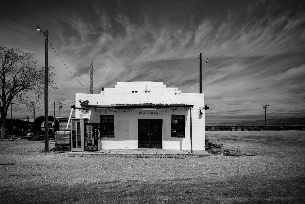 Johnbatdorff's tweet photo. Salt Flat Cafe-- Texas

#leicamonochrom #roadtrip #bwphoto https://t.co/6ZX9TYF2CL
