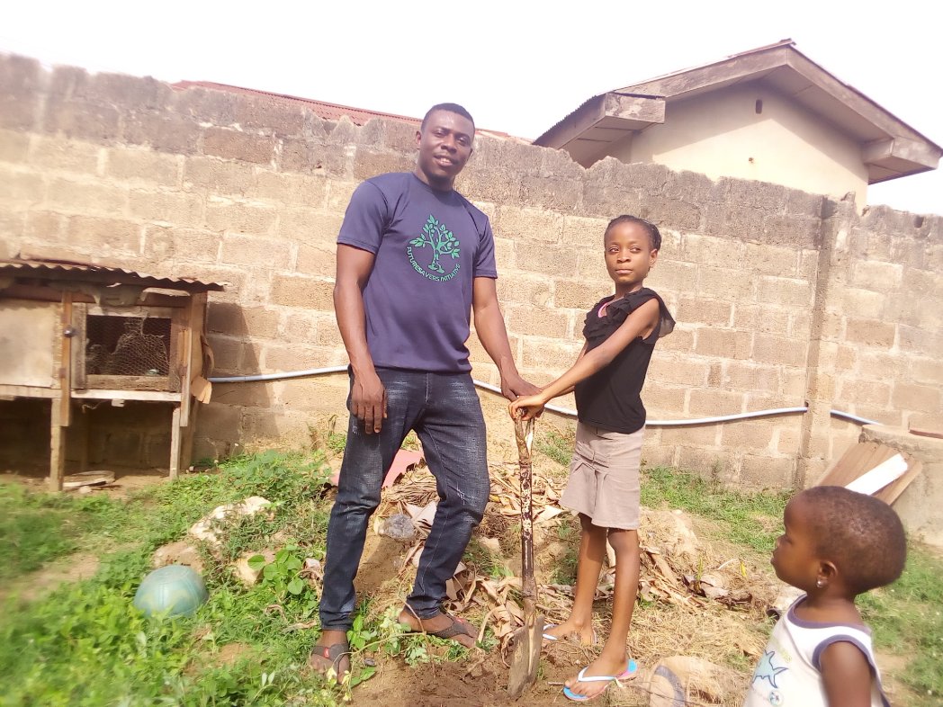 paulbami's tweet photo. We plant trees to save the #Earth https://t.co/1xOMK3naVh