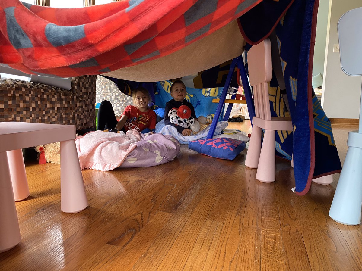 hcpss_tres's tweet photo. Sophia Shook, 1st grader and brother Luca enjoy their reading tent! #TRESspiritweek #Retrieverspirit #StayConnected 💚💙 https://t.co/9NhZjqWesT