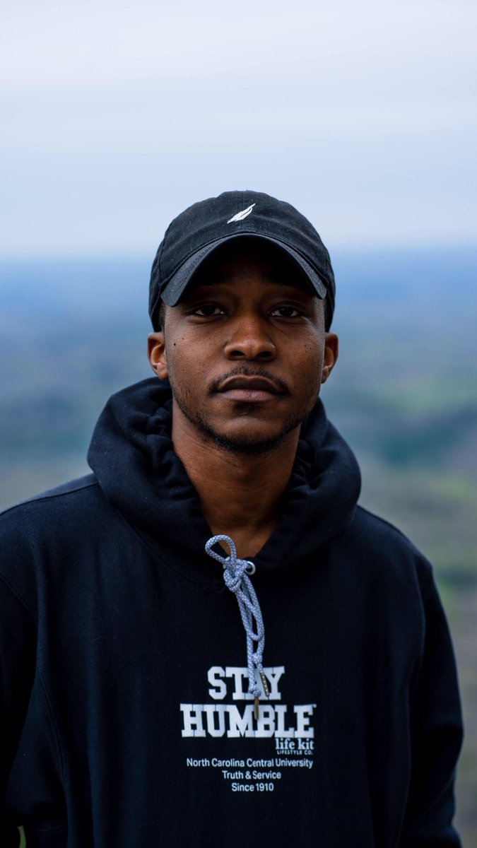 Bobby_JR_'s tweet photo. Up close and personal 
📸: @SteezVisualsNC @mattfromclt https://t.co/eKgsRkhMJ4