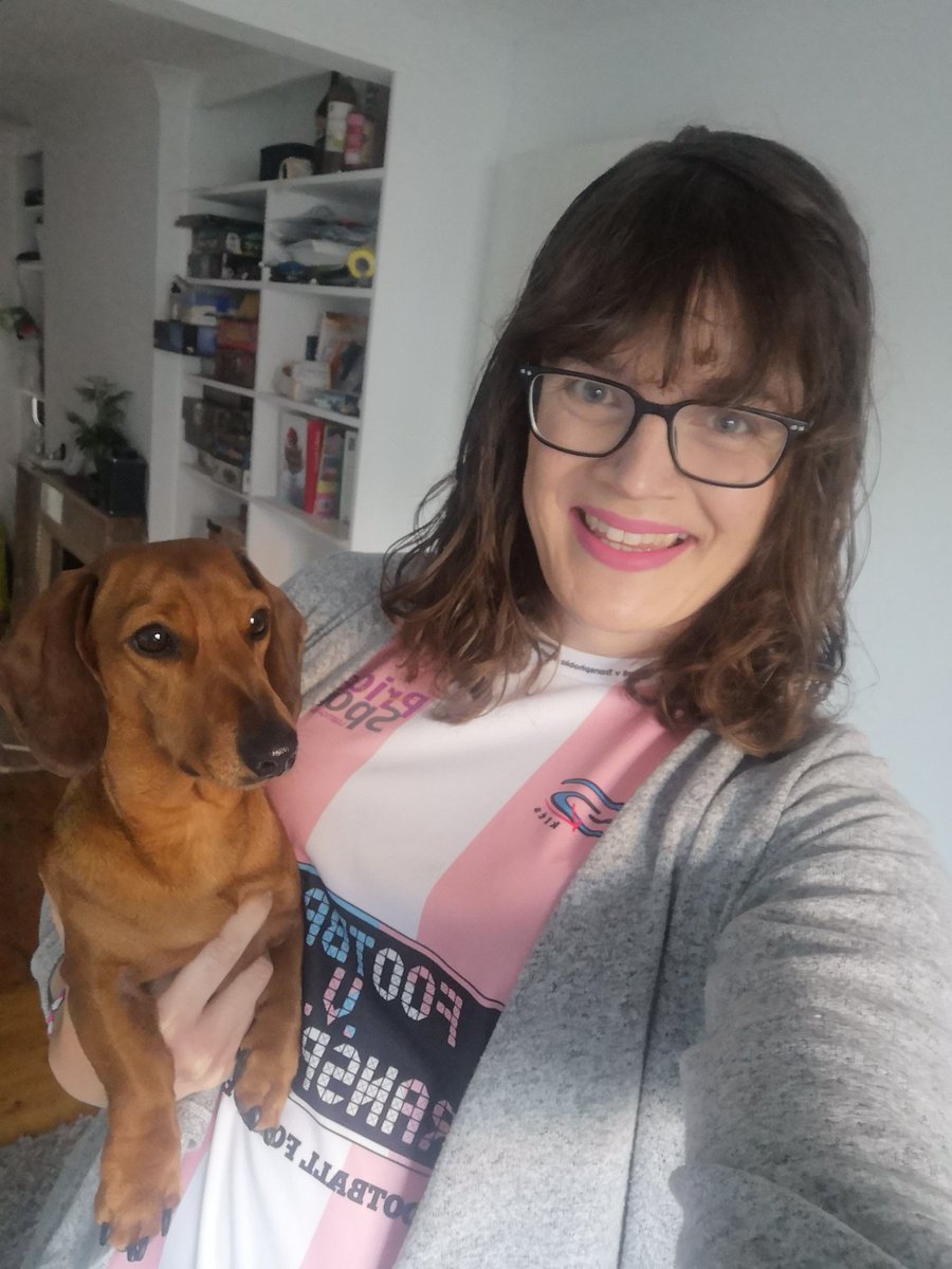 Today is Trans Day of Visibility so here's me, being scruffy but visible even on lockdown with Ross. And trying to support @FvHtweets's #bintransphobia campaign while I'm at it (they're the ones behind this natty shirt). #TDOV2020