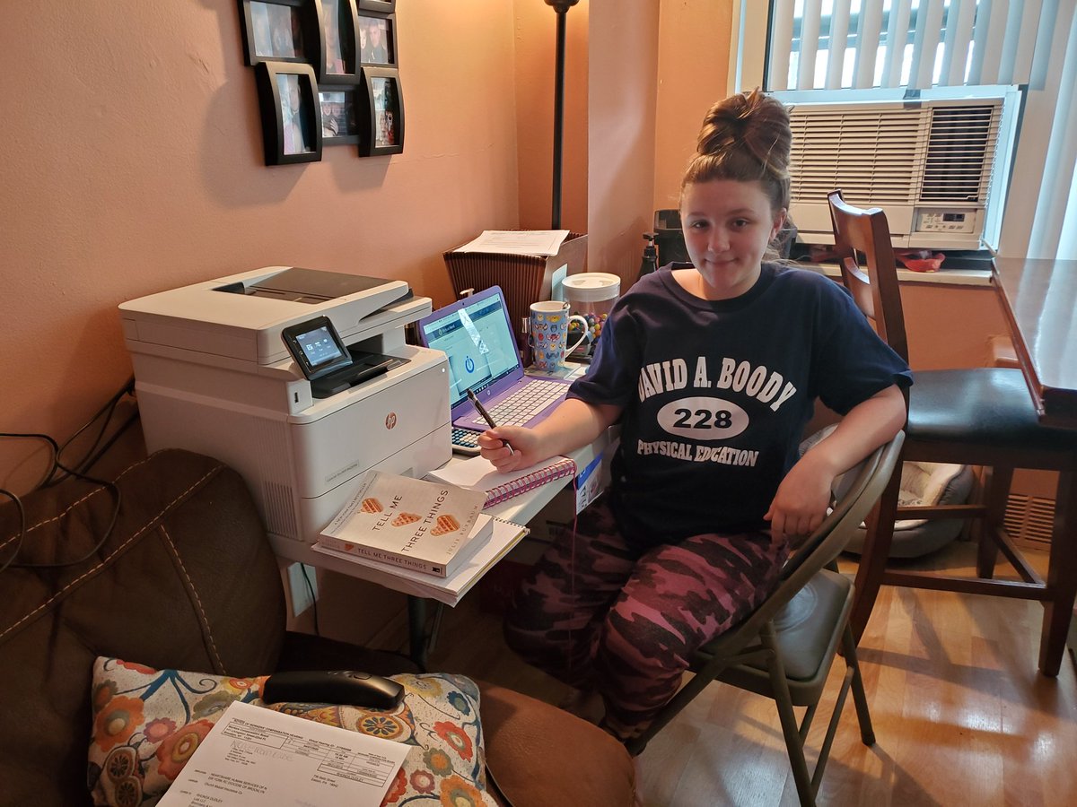 PTADavidABoody's tweet photo. Staying positive and productive as we remote learn from our workspaces! 
@DomDangeloNYC @IS228DAB @jmschneiderrr @LibertaCristina @Cristenago @APJohnsonDaB @D21_Community https://t.co/pIYFr7Iobx