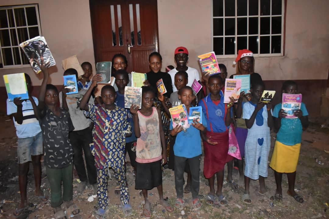 Otunbaesther's tweet photo. I really do miss physical outreaches with Camp Adventure Africa @CampA_Africa
I miss meeting and having those special moments and interactions with children in rural areas.
#CAAinfluence
#BeforeMarchEnds https://t.co/bjwrL7CVSx