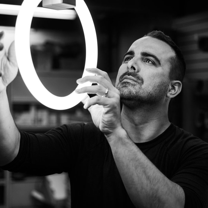 ItsThymeLB's tweet photo. #thisis Matthew McCormick.
”I am constantly inspired by the world around me. I'm continuously sketching and drawing inspiration from every corner of my life”.
#design #architecture #interiordesign #homedecor #lightingdesign #art https://t.co/W8R2SyM9LG