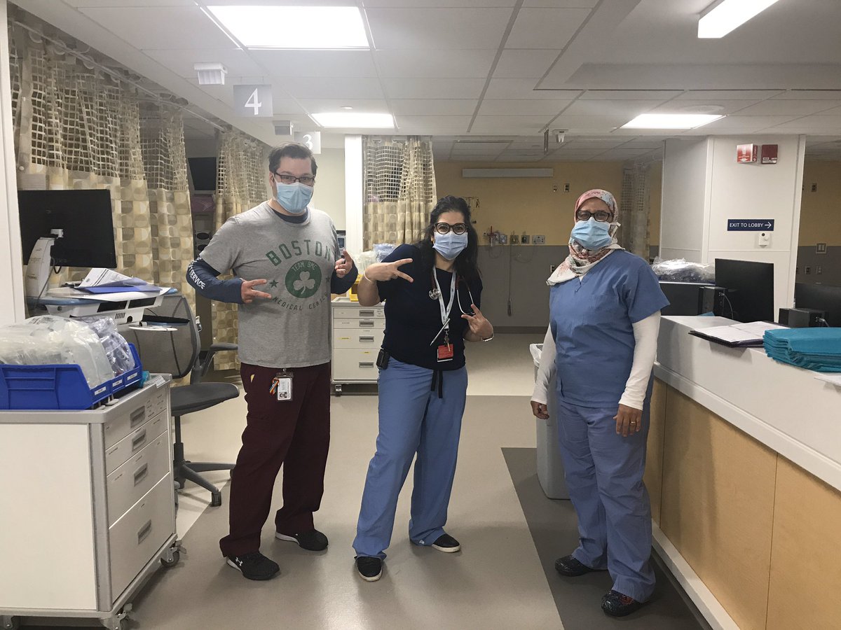JaberiAala's tweet photo. Our renal team and amazing dialysis nurses @bu_bmc_renal @BMCimRES @waikarss @JesseBhatia @asupadh @KateWalshCEO https://t.co/YOpsuCLnv0