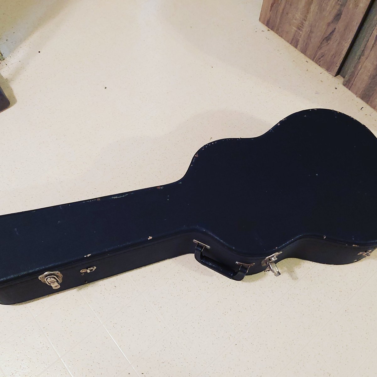 I have had this case since I got my guitar and never decorated it.  Well, it's time - if you have a sticker that is where you're from, something we did, or just something cool, send it along.  Send me a note and I will send you my address.  I will post updates... Thanks everyone!