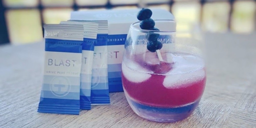thrive_bylevel's tweet photo. Never met a THRIVE drink we didn’t like. What is your favorite THRIVE drink? We want to hear them all! #thriveblast https://t.co/QEld5Ogelo