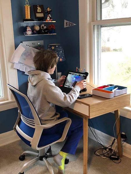 lfcds1888's tweet photo. Look out @HGTV our students have designed remote-learning work spaces that would make Chip &amp; Joanna proud! With cozy corners from Zen to high tech, &amp; a few furry friends near by, our 1st day back was a success! Check out https://t.co/BvSgwCxsN2!  #lfcds_experience #lfcds https://t.co/R3NZjNrdRC