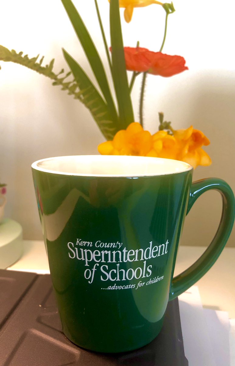 TaniaSD1's tweet photo. I do not have a favorite green shirt....doubt that I ever will. I most certainly have a favorite green cup.
#KCSOSComesTogether
#KCSOSProud https://t.co/gT6KlcCGCP