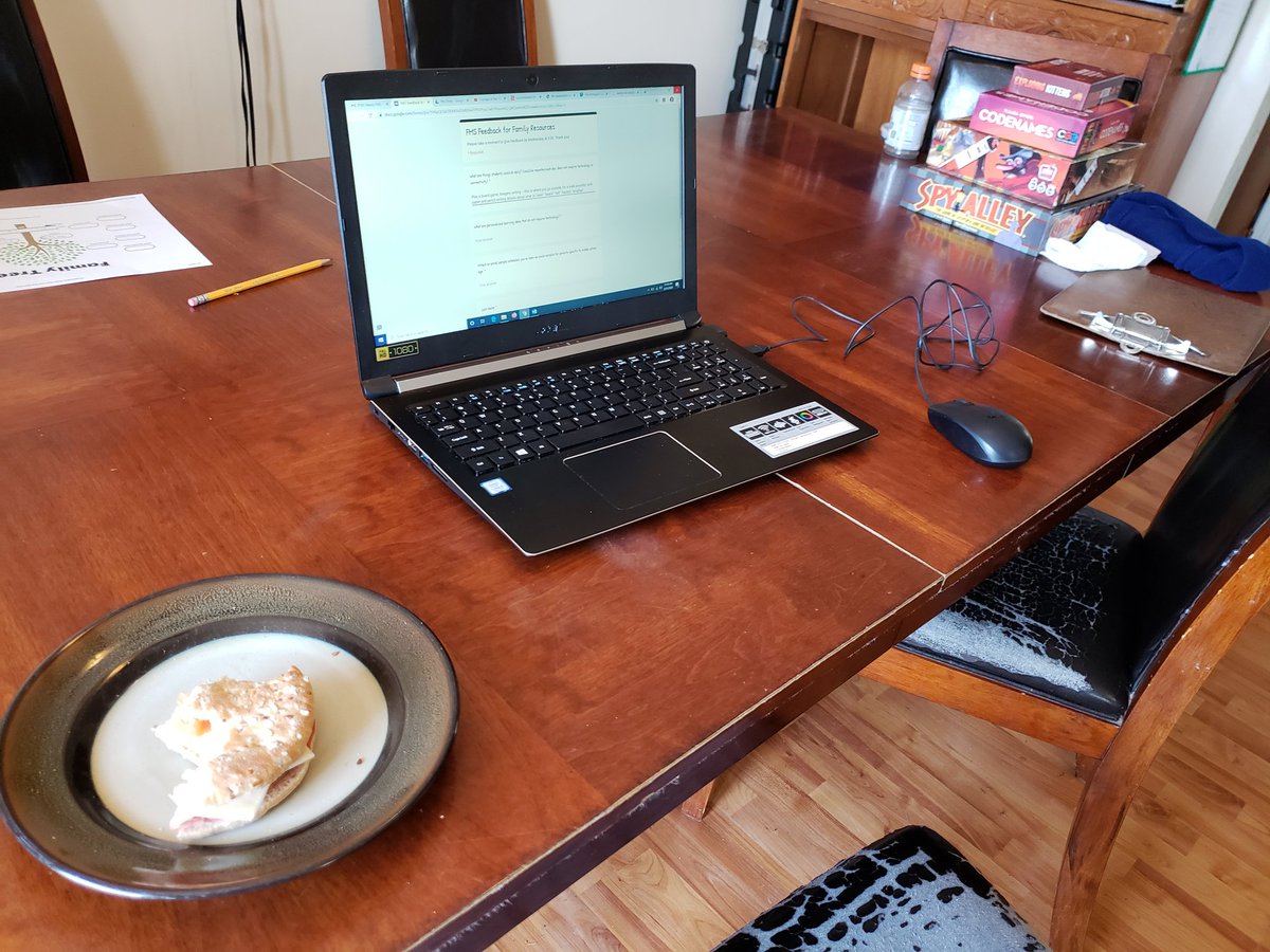HapnerMelody's tweet photo. Check out my workspace at home!  #Youcantquarantineourhornetspirit! 

#fmsteach #FultonProud #virtualspiritweek https://t.co/CXQYkKytIu