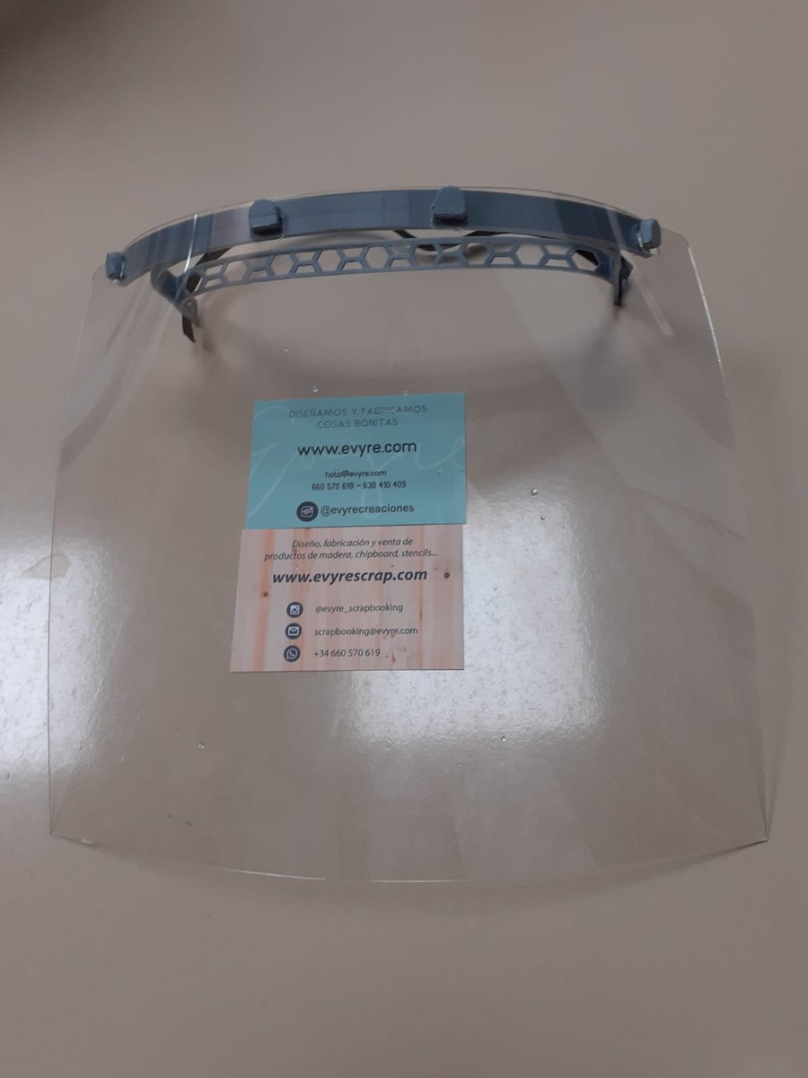 CAPMutuaRubi's tweet photo. Volem agrair al Sr. Agustín Molero, taxista, que s'ha ofert per fer els serveis que puguem necessitar al CAP, com també a les empreses #Evyre i #Cripthos de #rubicity que ens han fet una donació de  màsqueres de protecció. Moltes gràcies ♥️
#JoActuo #joemquedoacasa #ensensortirem https://t.co/Eft8Je4OvG