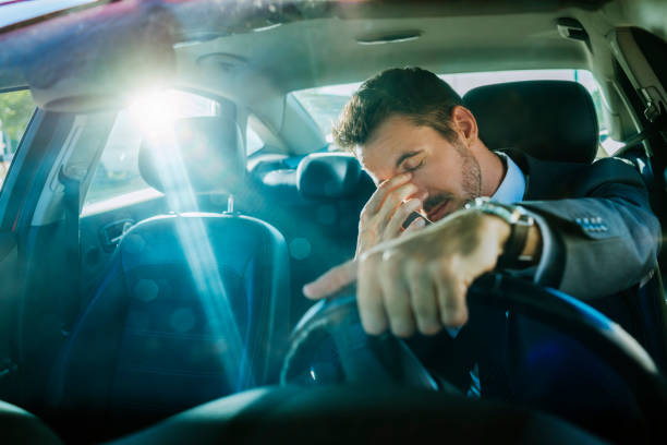 The_Driving_Doc's tweet photo. Feel tired and fatigued behind the wheel? STOP.  Lives depend on this course of action - yours included!#dontdrivetired #makesureyoustopwhentired #drivesafenottired #safetyisking https://t.co/UY9mfbcn1k