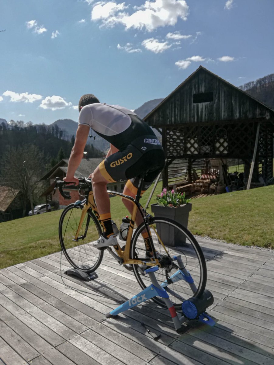 LGSCyclingTeam's tweet photo. Office with a view. Can you find a better place for an #indoor training ride? #addingvalue #daretobedifferent #crackthelid @visitljubljana @GustoJapan @SanticCycling @KDRogLJ @SPIUKSportline  @uniorbiketools #ourstory #trainingwithaview https://t.co/XFWKwW0MbC