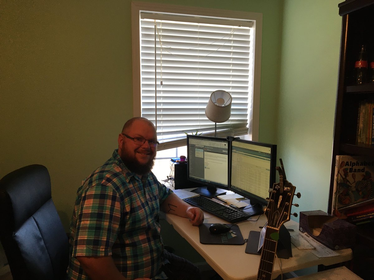 StanberryIns's tweet photo. We are always happy to help, at home or otherwise! Give us a call at 828-586-8926 to speak with us about your needs! See some of our incredible staff working from home!☺️ #stanberryinsurance #WorkFromHome #insurance #WorkingFromHomeLife https://t.co/rcYJ0iOVYk