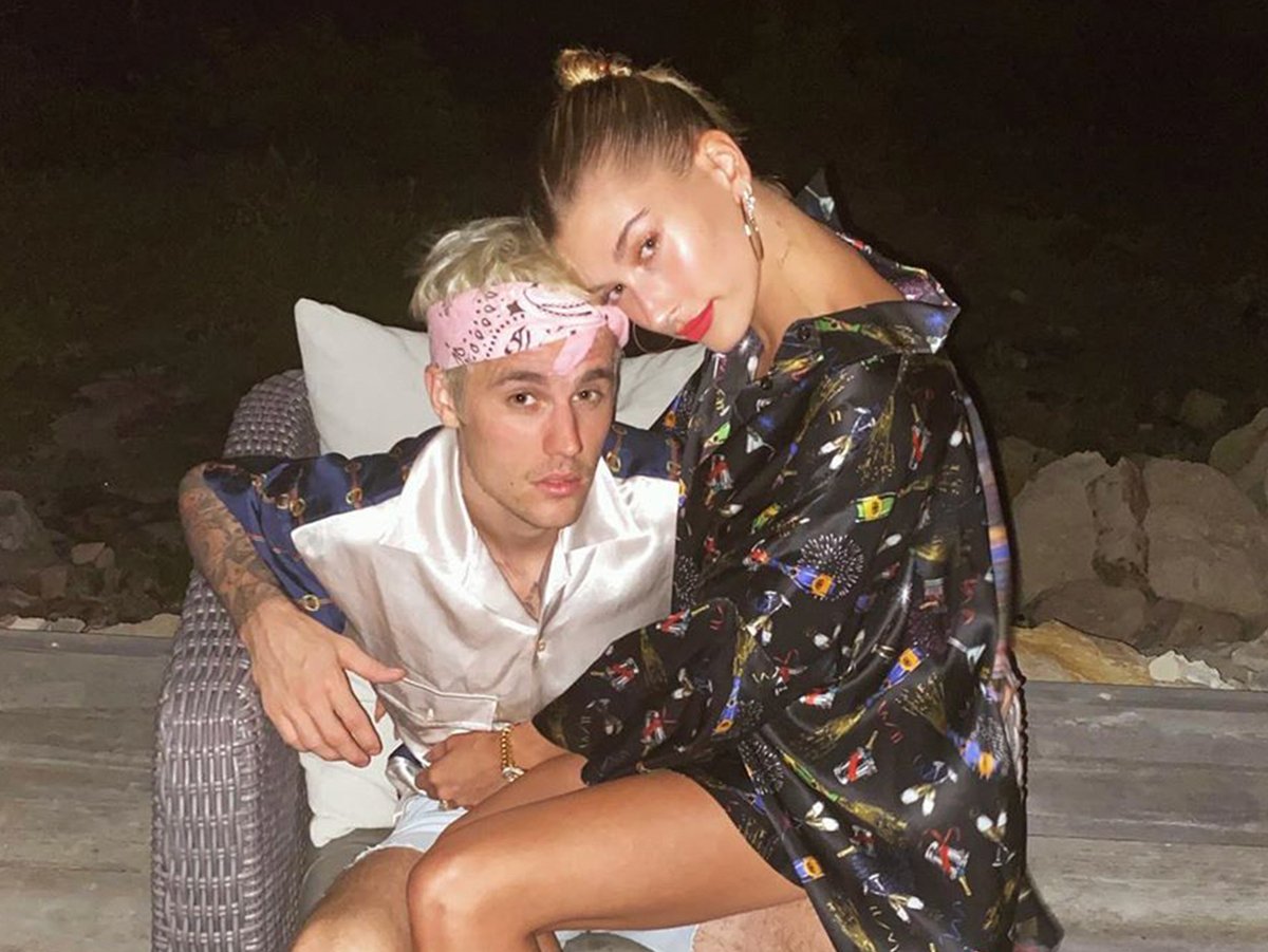 post_kulture's tweet photo. Head to the link below to see our round-up of the best-dressed celebrity couples of 2020 and how to achieve their looks for less.⁠

https://t.co/Dr7SwqLQtj https://t.co/gS4v5H1Uu2