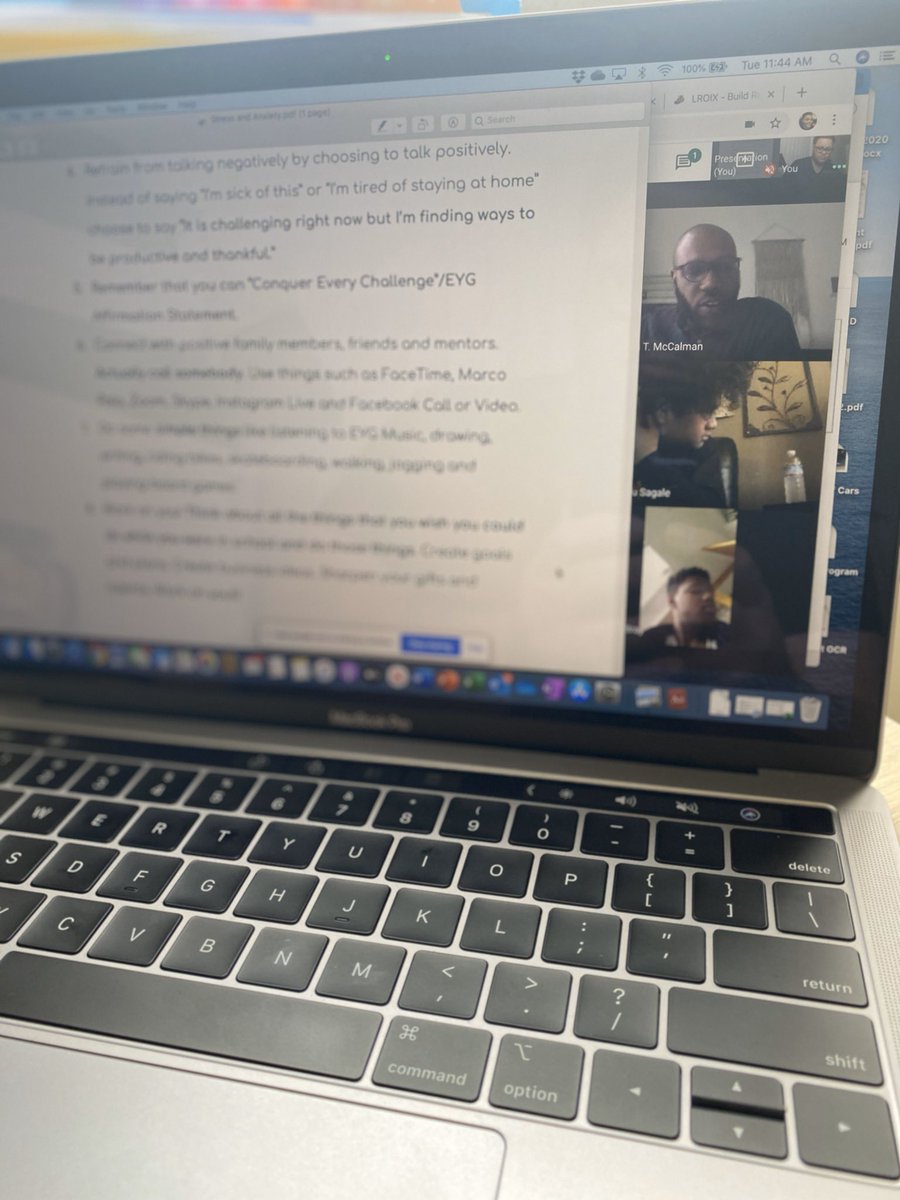 tbryant0115's tweet photo. The Ss of the #UrbanMathCollaborative in @LBSchools are engaged and utilizing google meets to receive mentorship and tutorials services; Scholar mindset. Thanks @contactdtm1 & @mcrowderjones for the great teamwork. #ProudtobeLBUSD #AllMeansAll #DistanceLearning https://t.co/UlMwuf6dJJ