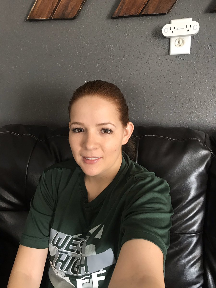 WHS_SCCSD's tweet photo. Greetings from Mrs. Ramirez, wishing for a soon return! #Communication #Virtual5c’s #SCCSD #WeAreWEST https://t.co/I8V3nt5Wxd