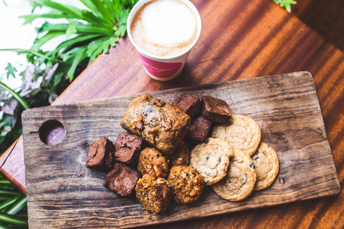 A lil’ something sweet for you today! All of our cookies and brownies are available for y’all via pickup or delivery ❤️🍪❤️

To place a to-go order, visit the Jugo website or by calling 512.474.0444. For delivery, visit <a href="/favor/">Favor</a>, <a href="/doordash/">DoorDash</a>, <a href="/ubereats/">Uber Eats</a>, <a href="/grubhub/">Grubhub</a> 🚗
