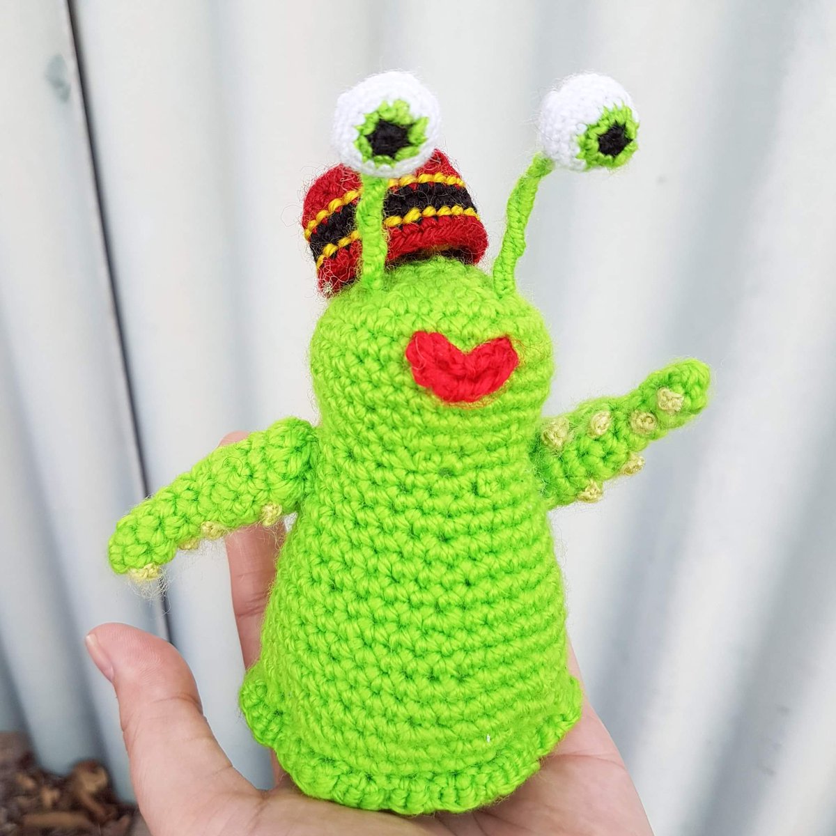 KlunaticsPod's tweet photo. The incredible Elaine has created what surely must be THE cutest Chaucery yet... You can find the pattern for sale on Ravelry with 10% of profits going to QLife Australia, an LGBT+ support line 🏳️‍🌈
#THitCS #Chaucery #Klunatics  @tjklune
https://t.co/eREaGw5ryC https://t.co/pI2Rn0bRW1