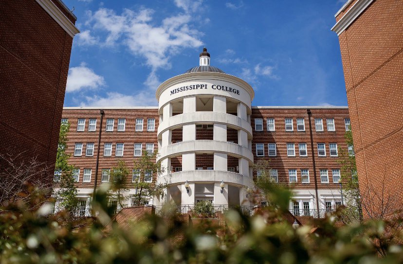 Excited to announce that I’ll be signing with Mississippi College to run track next year!  Thanks to <a href="/RunRenRun/">Matthew Reneker</a> and <a href="/lanefletch11/">Lane Fletcher</a> for giving me this opportunity!