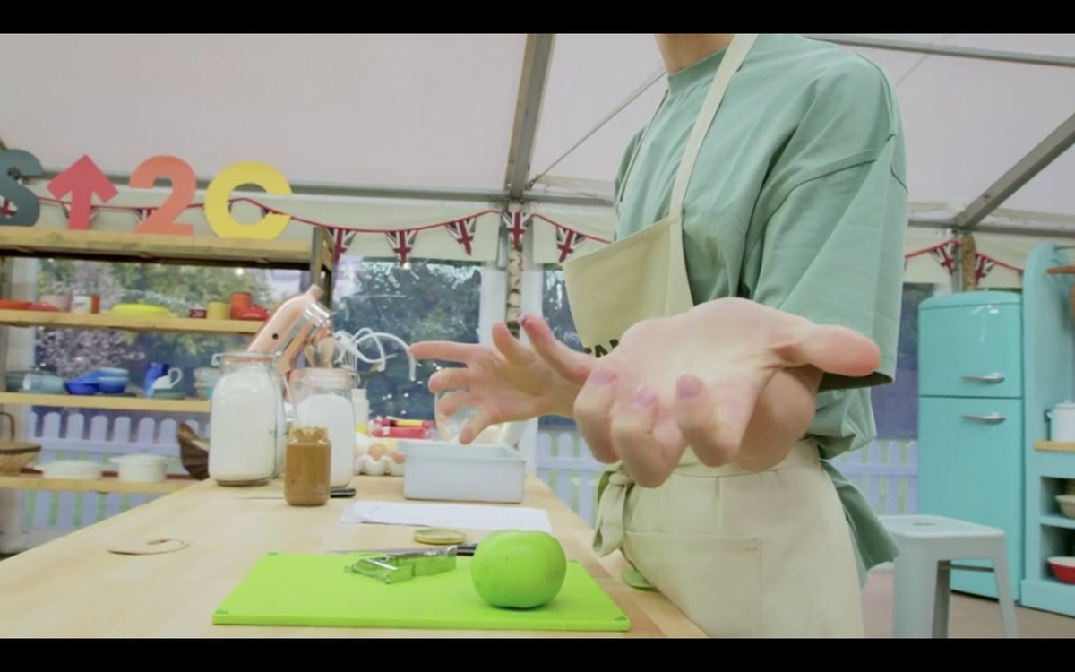 velobetty's tweet photo. #GBBO #GCBO https://t.co/e9VH2v7rzZ